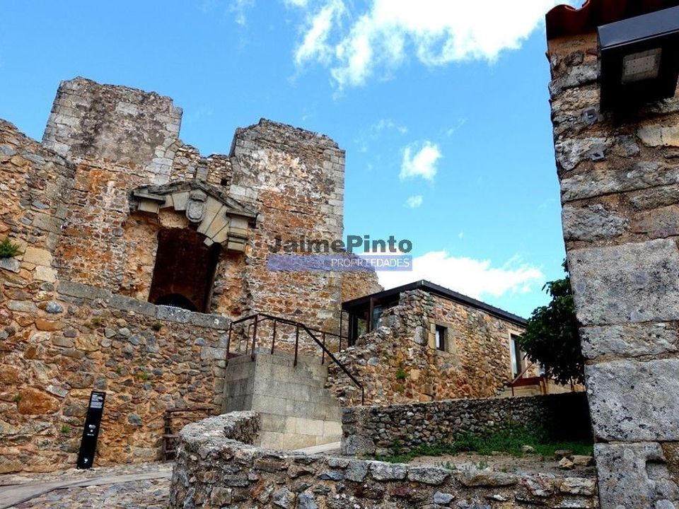 Erhvervsejendom i Figueira de Castelo Rodrigo, Guarda - foto 5