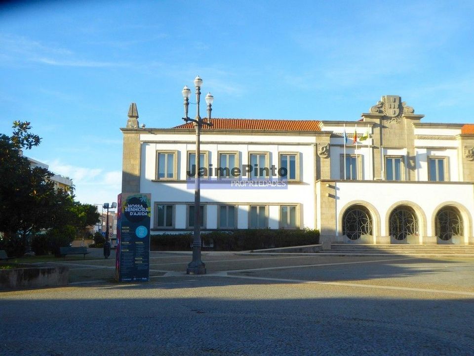 Helårsgrund i Espinho, Aveiro - foto 1