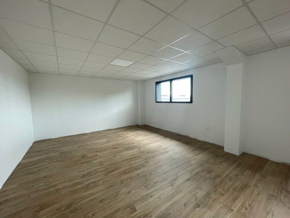 Erhvervsejendom i Lorient, Morbihan - foto 4