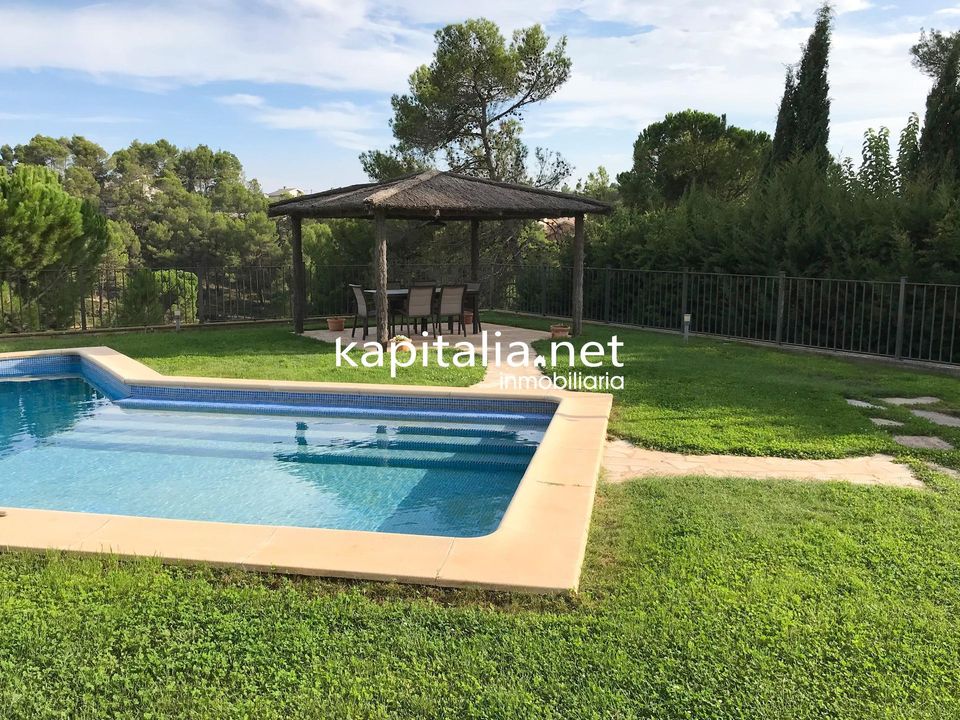 Villa i Banyeres De Mariola, Alicante - foto 2