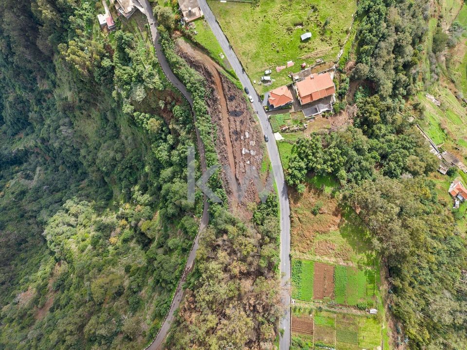 Helårsgrund i Camara de Lobos, Madeira - foto 2