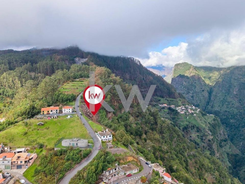 Helårsgrund i Camara de Lobos, Madeira - foto 5