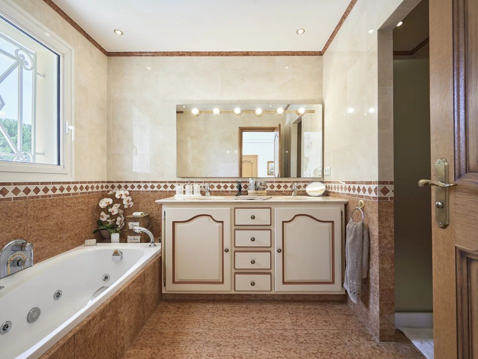 Villa i Mougins, Alpes-Maritimes - bilde 3