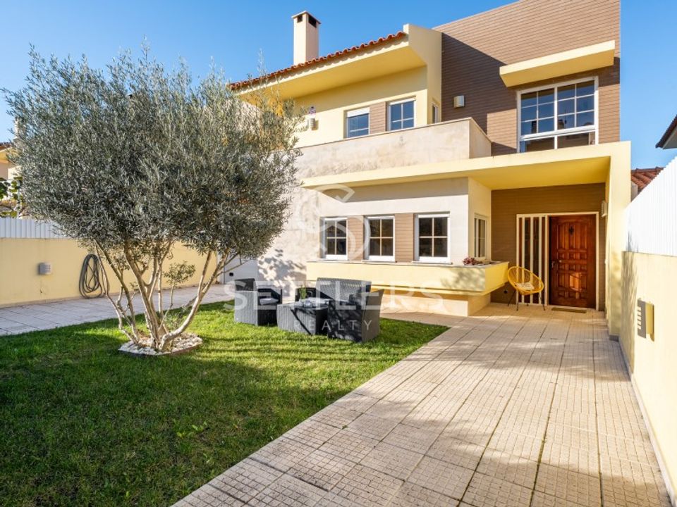Villa i Sao Domingos de Rana, Lisbon - foto 1