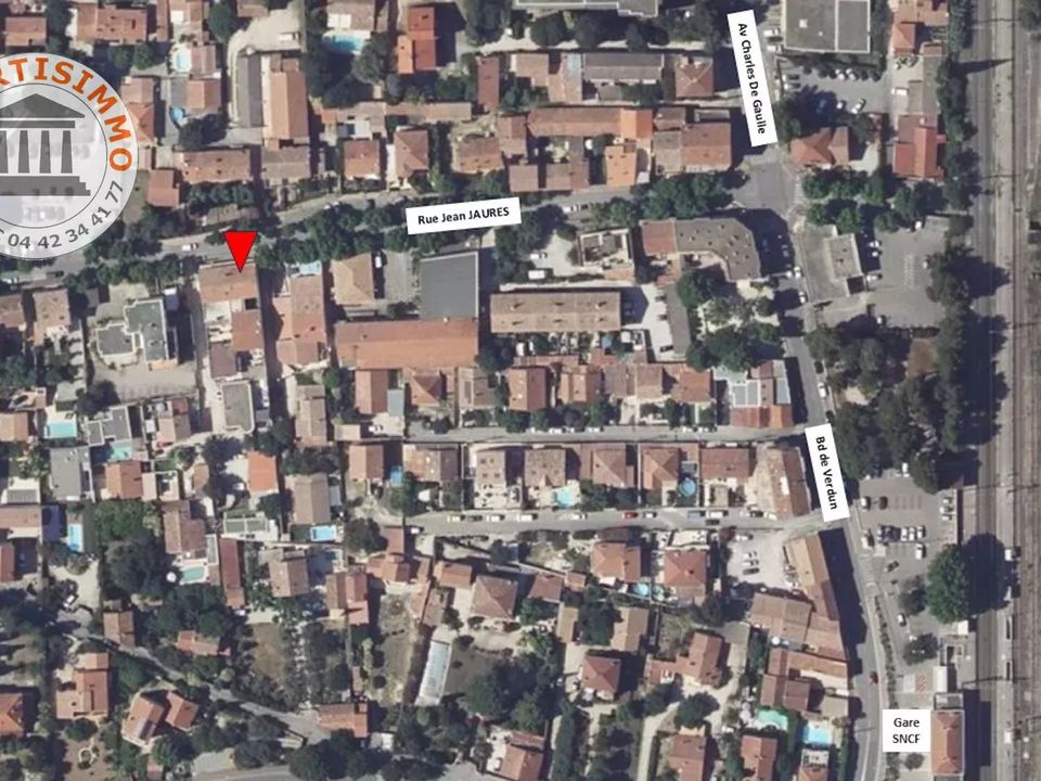 Erhvervsejendom i Rognac, Bouches-du-Rhone - foto 2