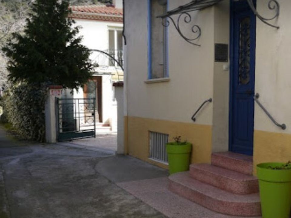 Erhvervsejendom i Amelie-les-Bains-Palalda, Pyrenees-Orientales - foto 1