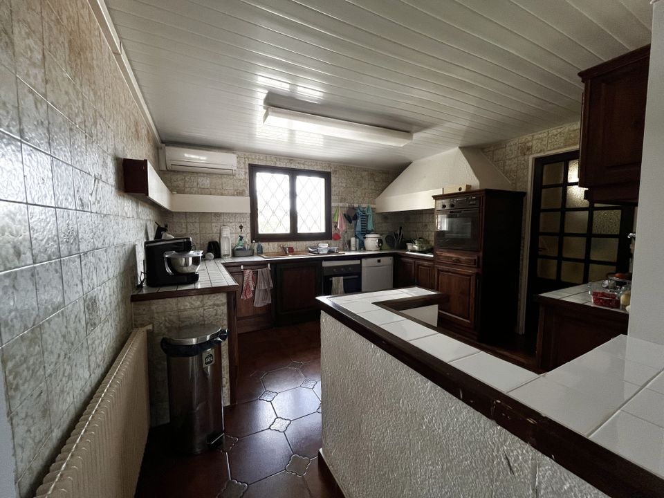 Villa i Arles-sur-Tech, Pyrenees-Orientales - foto 4