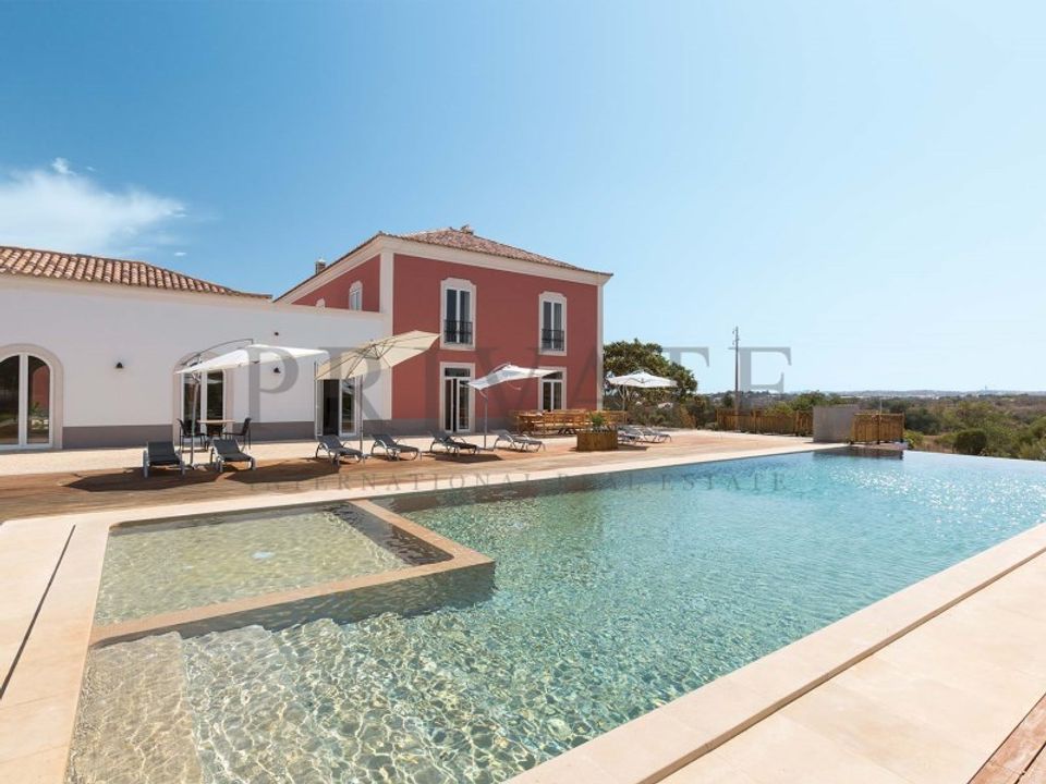 Villa in Ferreiras, Faro - photo 1