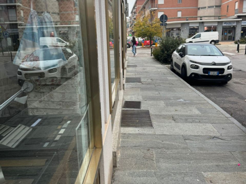 Erhvervsejendom i Alba, Cuneo - foto 3