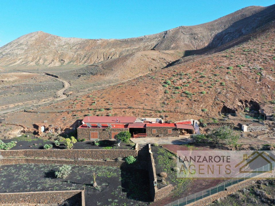 Farm hus i Tinajo, Lanzarote - foto 1