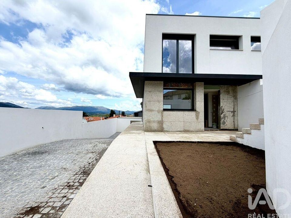 Rækkehus i Viana do Castelo, Viana do Castelo - foto 1
