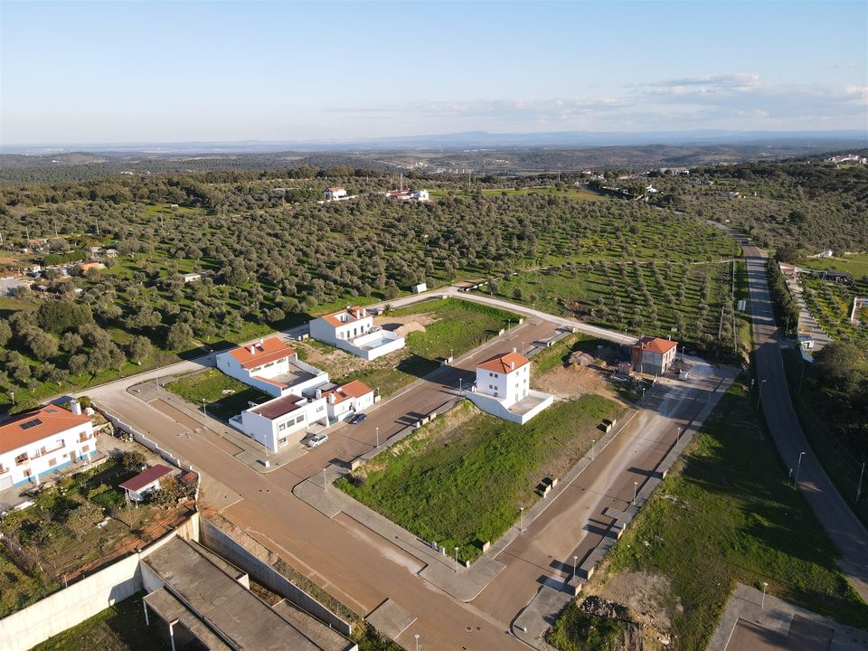 Helårsgrund i Alandroal, Evora - foto 4