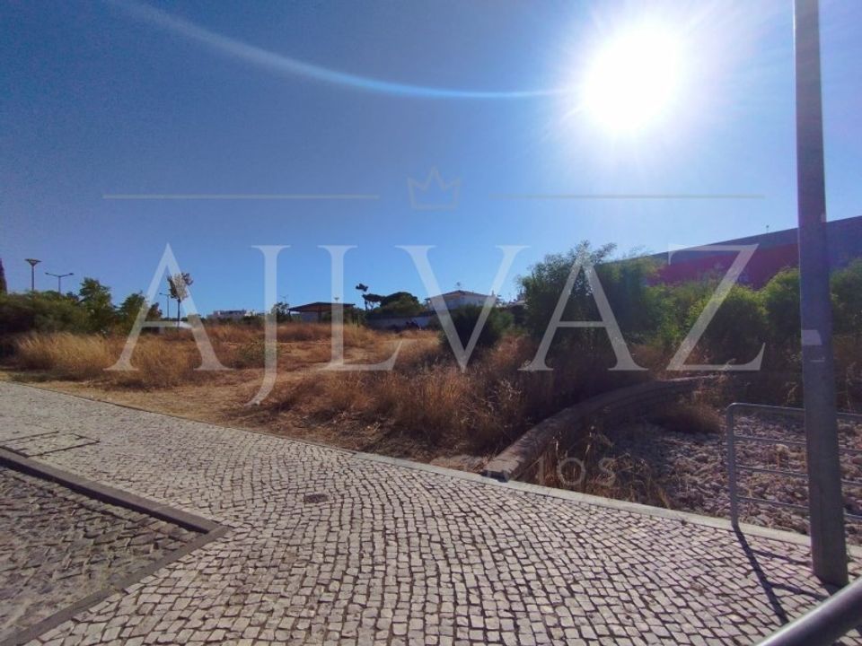 Helårsgrund i Quarteira, Faro - foto 2