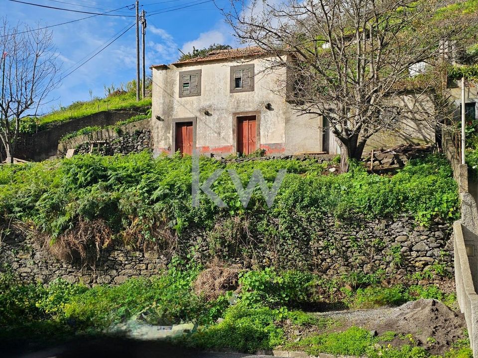 Byhus i Camara de Lobos, Madeira - foto 1