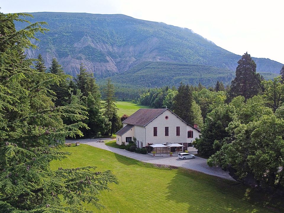 Erhvervsejendom i Saint-Pierre-D'Argencon, Hautes-Alpes - foto 2