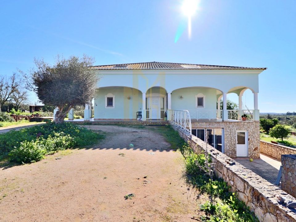 Villa i Bensafrim, Faro - bilde 1