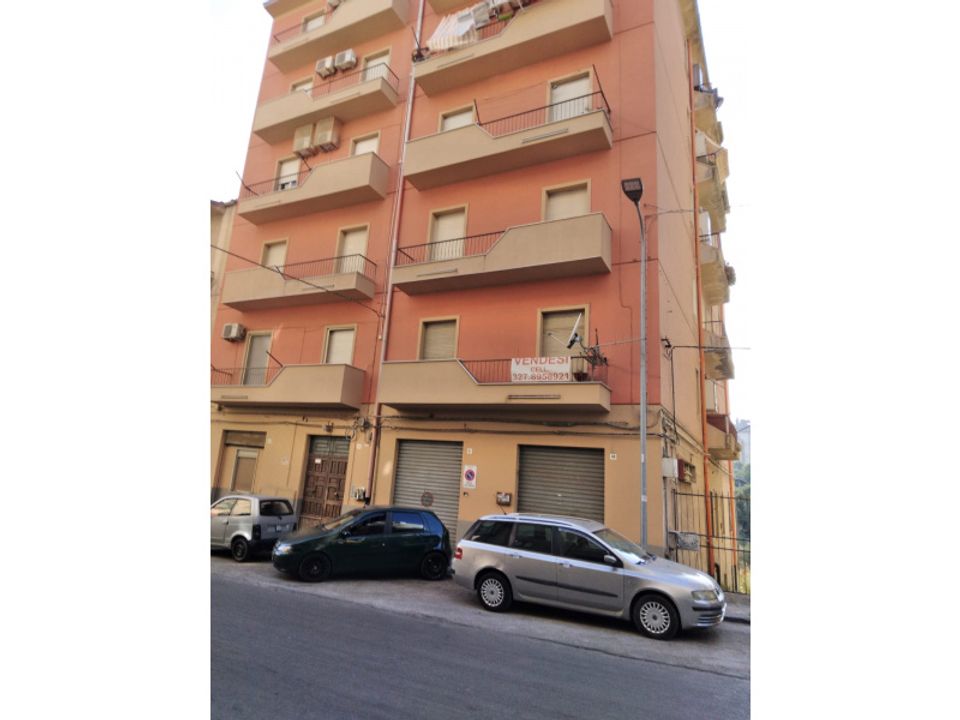 Lejlighed i Caltanissetta, Caltanissetta - foto 1