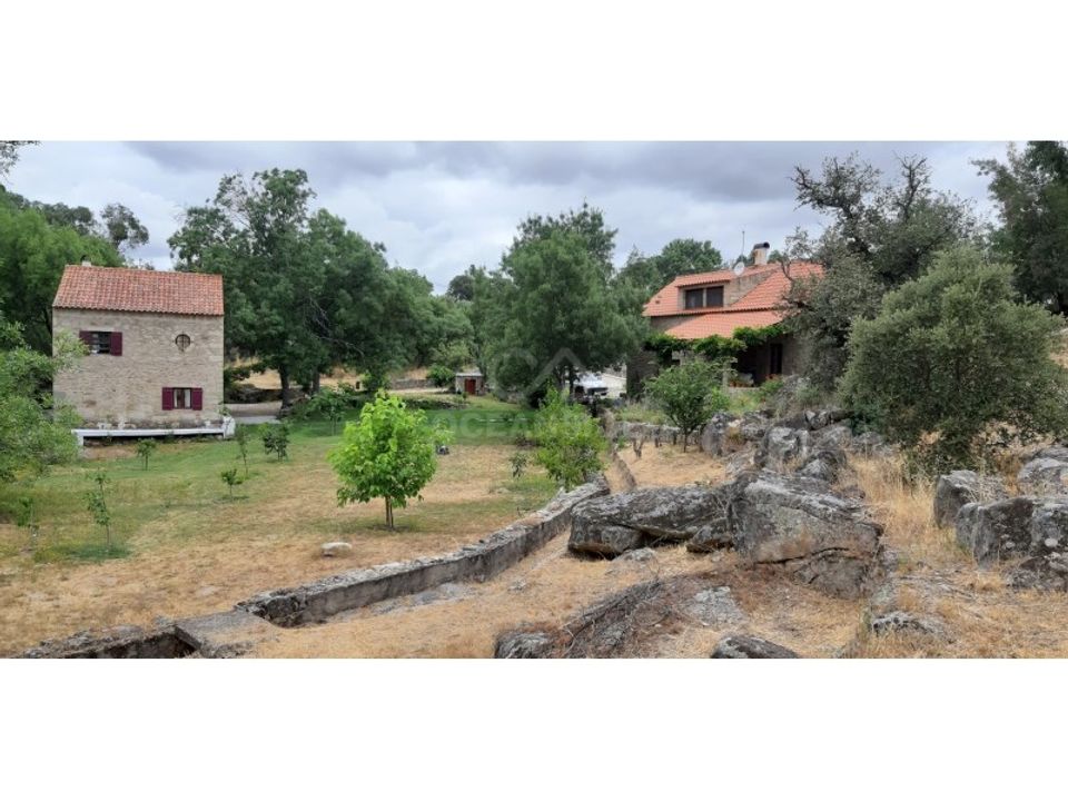 Villa i Alcains, Castelo Branco - foto 1