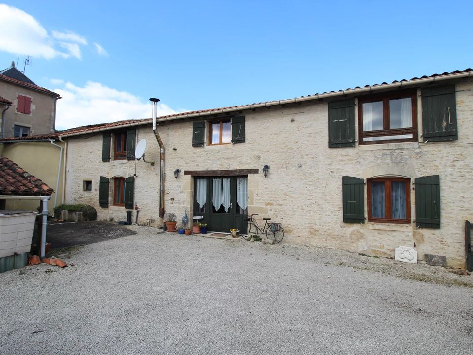 Villa i Beaulieu-sur-Sonnette, Charente - foto 2