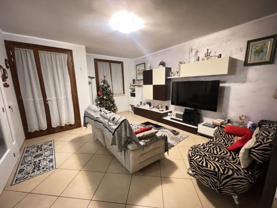 Villa i Suzzara, Mantua - foto 2