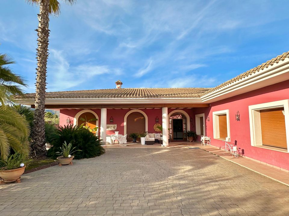 Villa i Ontinyent, Valencia - foto 1