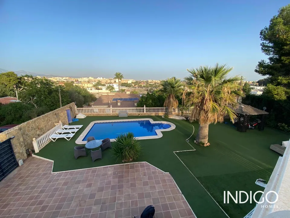 Villa a Mutxamel, Alicante - foto 1