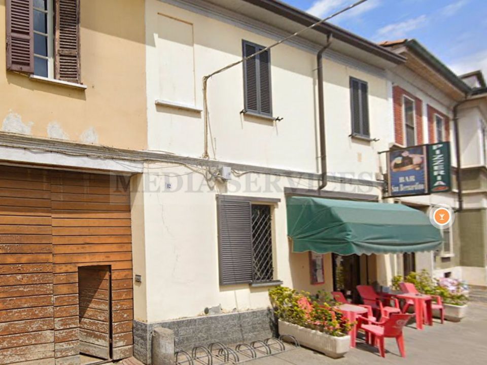 Erhvervsejendom i Sannazzaro de Burgondi, Pavia - foto 1