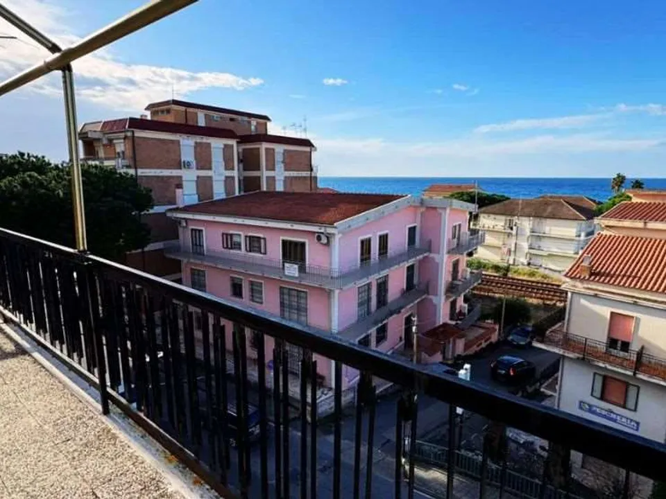Lejlighed i Belvedere Marittimo, Cosenza - foto 1