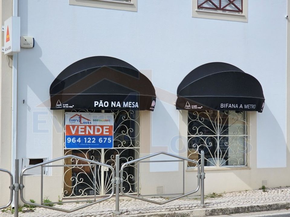 Erhvervsejendom i Serra de El Rei, Leiria - foto 1