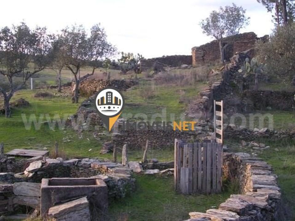 Helårsgrund i Castelo Branco, Castelo Branco - foto 1