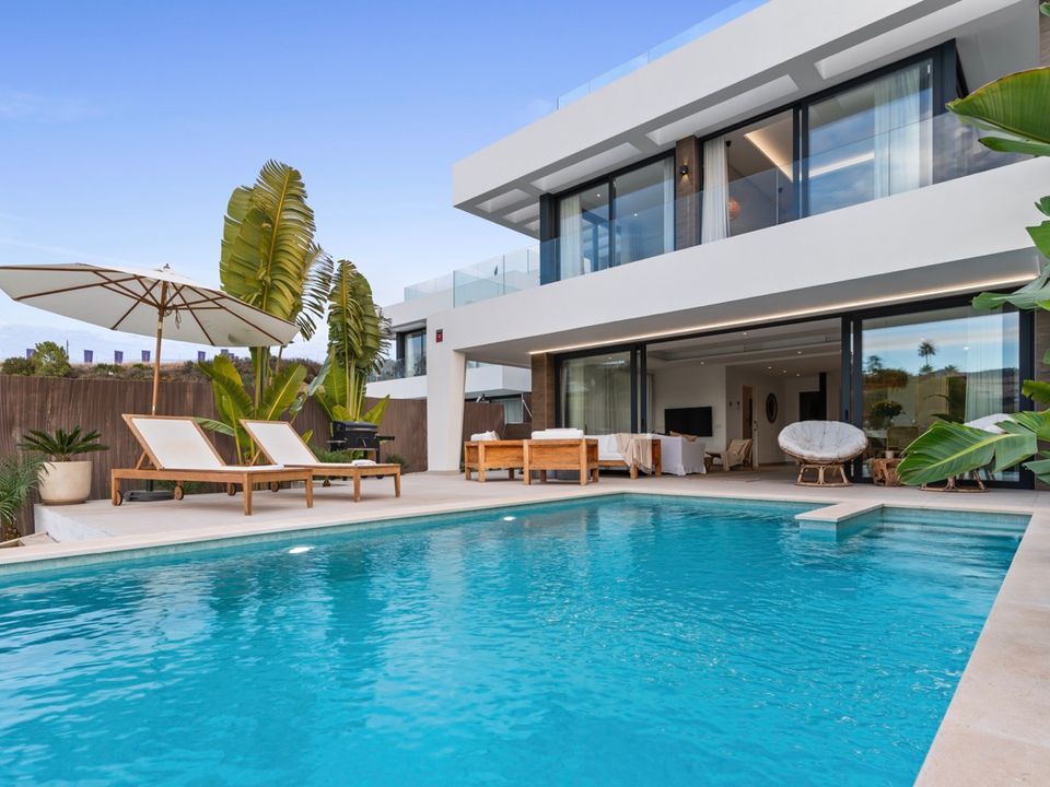 Villa i Estepona, Malaga - foto 1