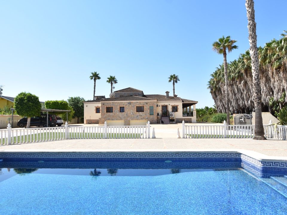 Villa i Bigastro, Alicante - foto 1