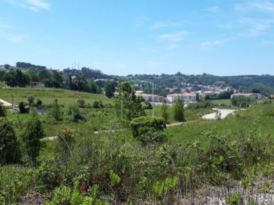Helårsgrund i Alcobaca, Leiria - foto 1