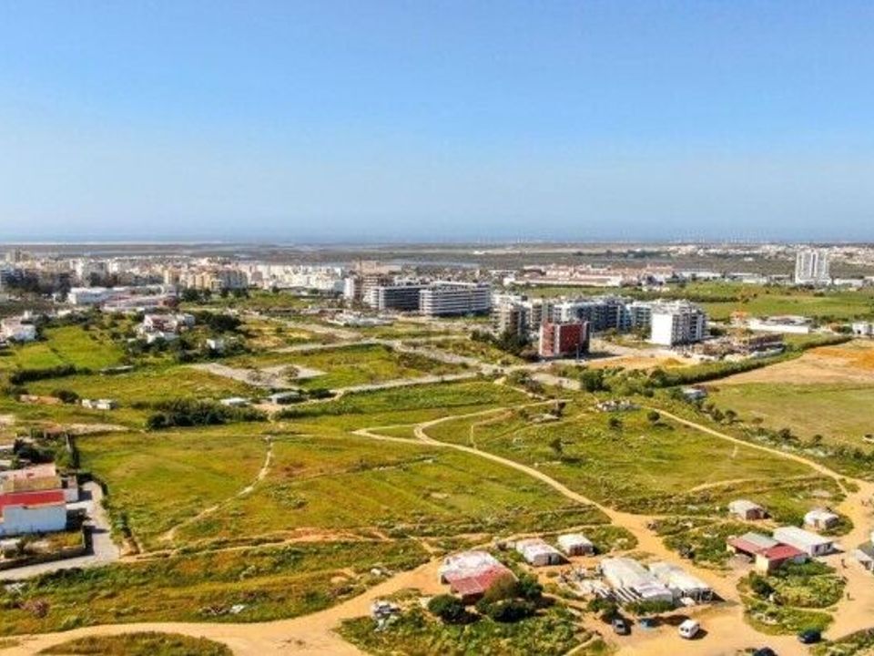 Helårsgrund i Faro, Faro - foto 2