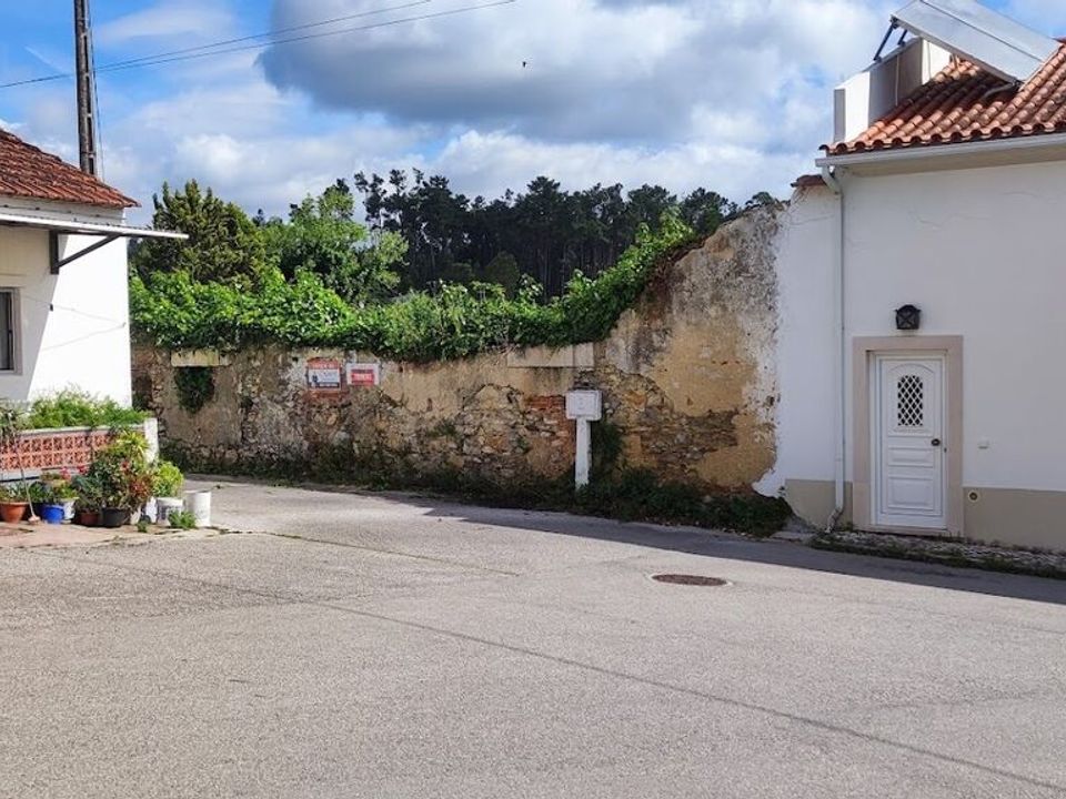 Helårsgrund i Parceiros e Azoia, Leiria - foto 2