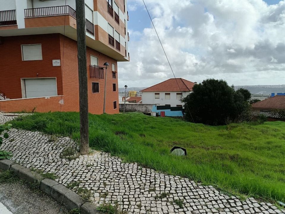 Helårsgrund i Amadora, Lisbon - foto 1
