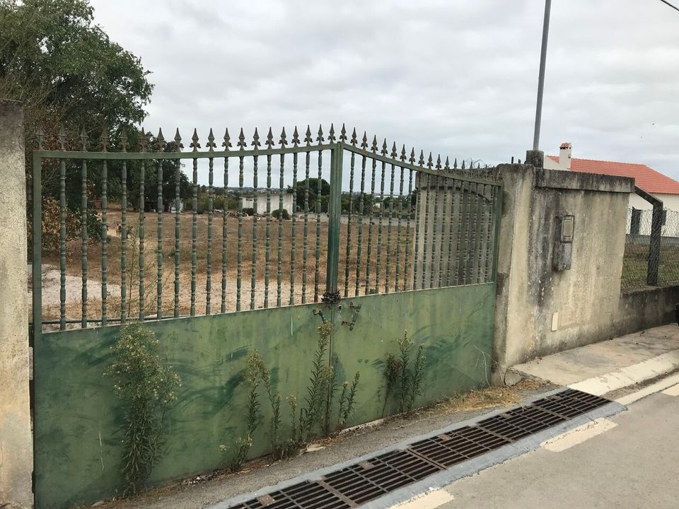 Helårsgrund i Pinhal Novo, Setubal - foto 1
