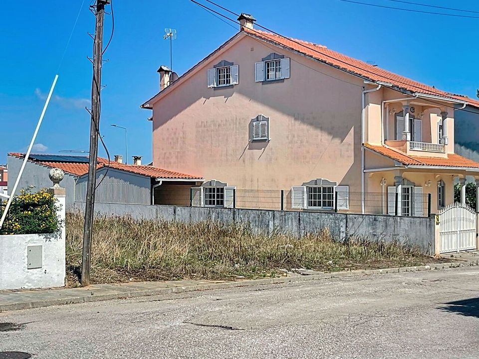 Helårsgrund i Entroncamento, Santarem - foto 2