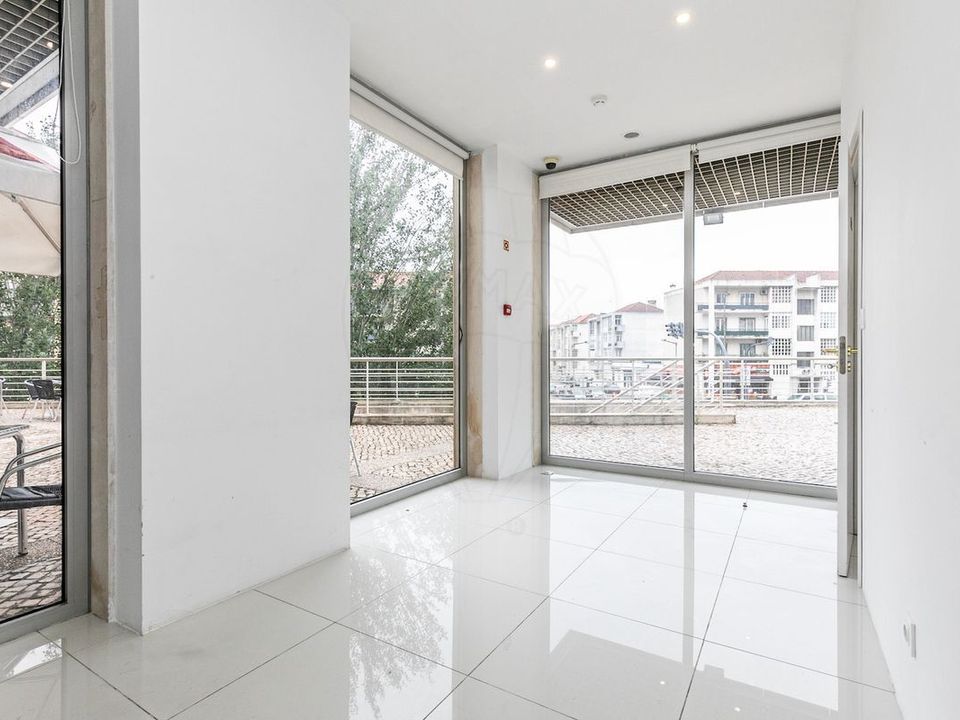 Erhvervsejendom i Alvalade, Setubal - foto 1
