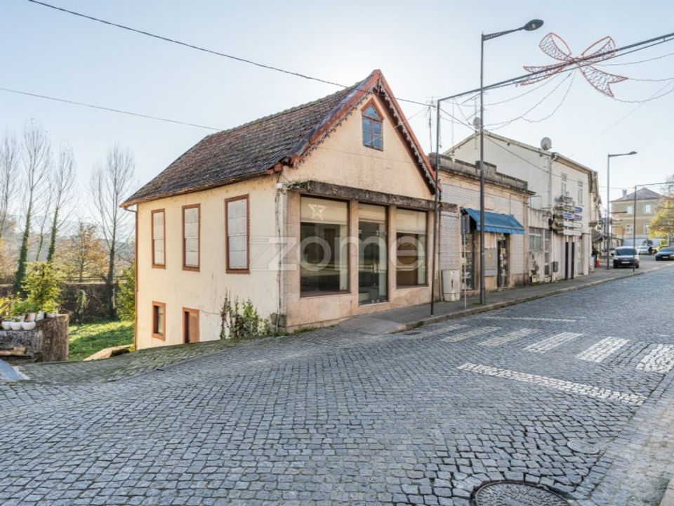 Erhvervsejendom i Celorico de Basto, Braga - foto 1