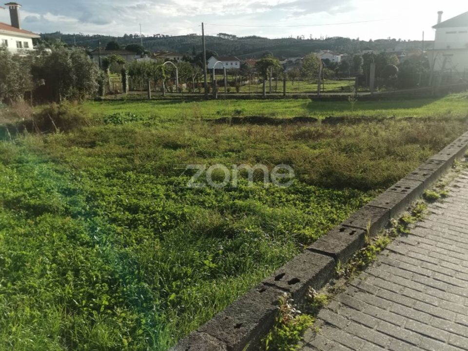 Terreno en Recarei, Porto - foto 1