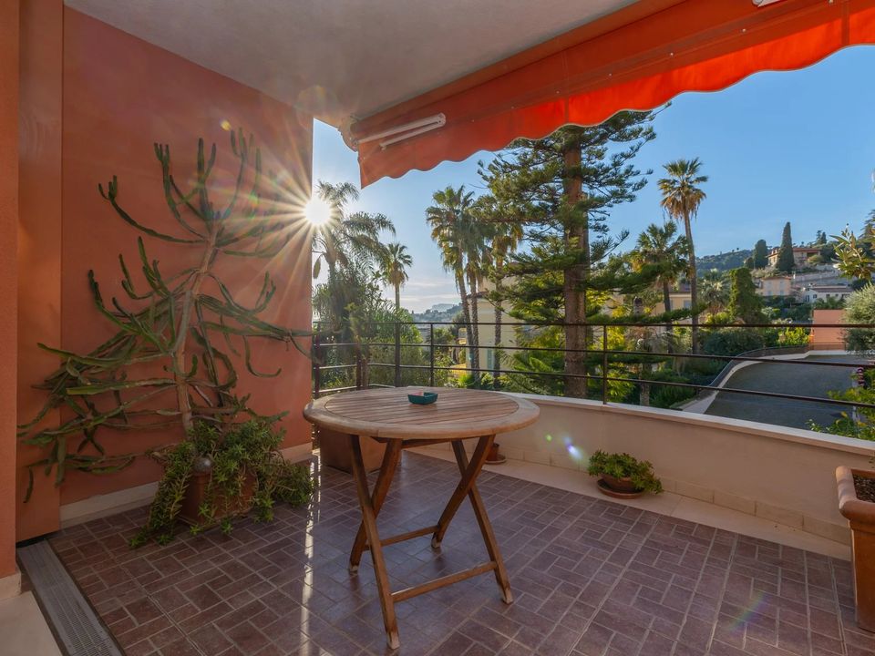 Lejlighed i Menton, Alpes-Maritimes - foto 1