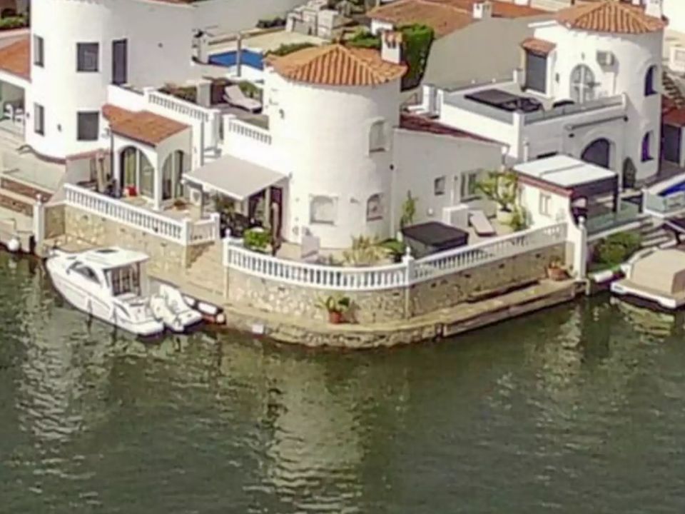 Villa i Empuriabrava, Gerona - foto 1