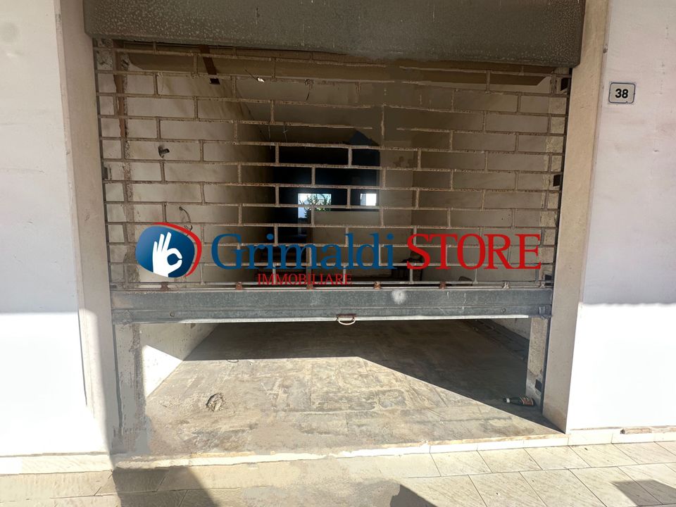 Commercial property in Cavallino, Lecce - photo 2