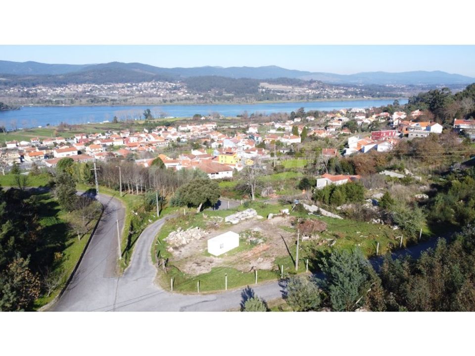 Helårsgrund i Caminha, Viana do Castelo - foto 1