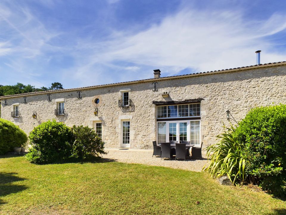 Villa i Sainte-Foy-la-Grande, Gironde - foto 1