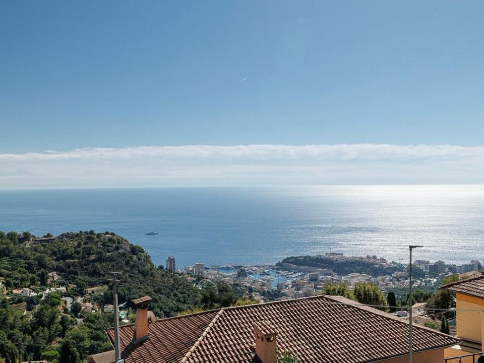 Villa i La Turbie, Alpes-Maritimes - foto 1