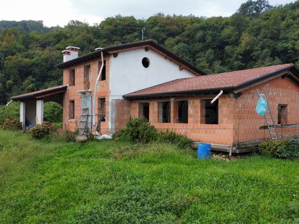 Villa i Chiampo, Vicenza - foto 1