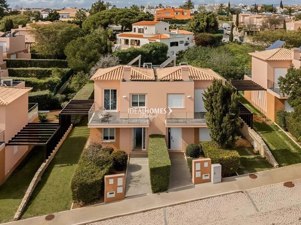 Villa i Carvoeiro, Faro - foto 1