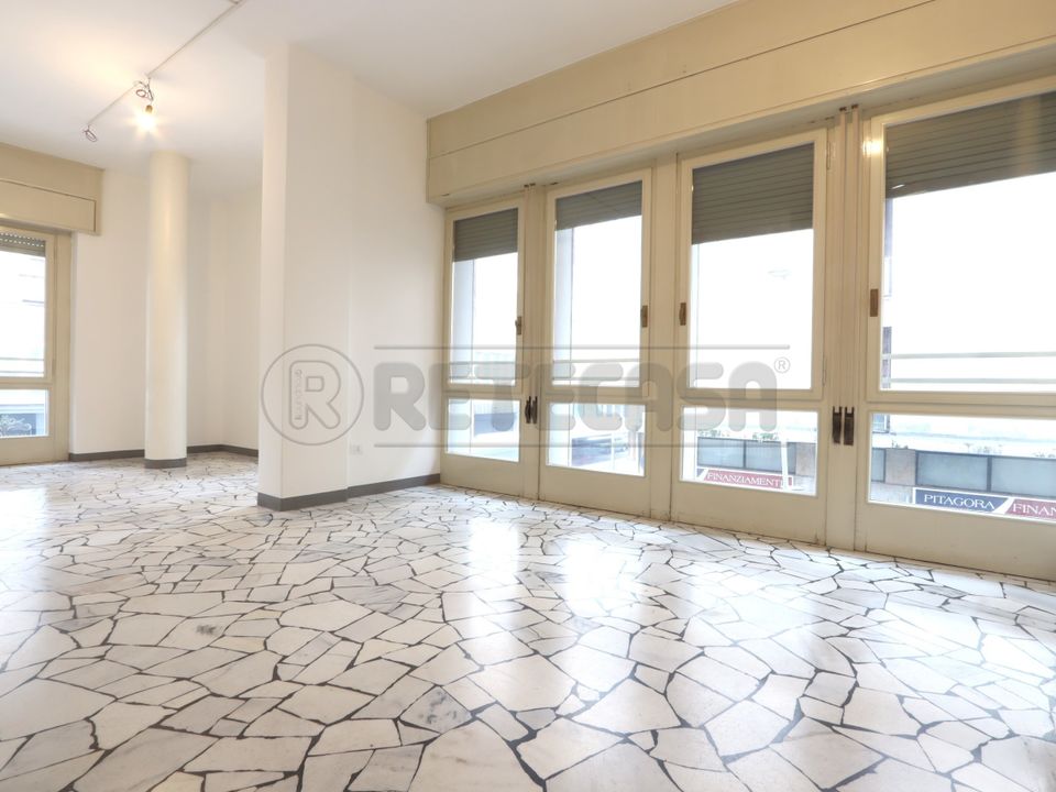 Erhvervsejendom i Vicenza, Vicenza - foto 1